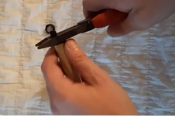 How To Recharge A Hqd Vape In 2024: A Useful Guide Remove The HQD Vape Bottom